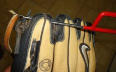 BallGloves.com on X: Walt Weiss used the same baseball glove for